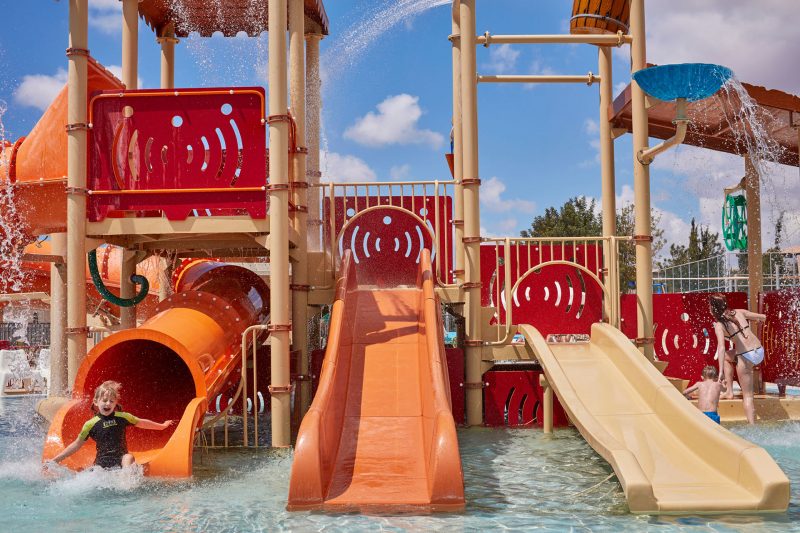 Splash Pool Bar Aphrodite Hills